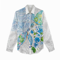 Hawaiian Couple Turtles Honi Women Casual Shirt Polynesian Art Motifs and Hibiscus White Blue Color LT03 - Polynesian Pride