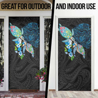 Hawaiian Couple Turtles Honi Door Cover Polynesian Art Motifs and Hibiscus Black Blue Color LT03 - Polynesian Pride