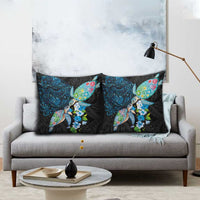 Hawaiian Couple Turtles Honi Pillow Cover Polynesian Art Motifs and Hibiscus Black Blue Color - Polynesian Pride