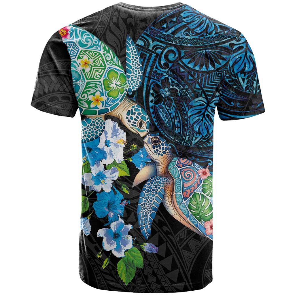 Hawaiian Couple Turtles Honi T Shirt Polynesian Art Motifs and Hibiscus Black Blue Color LT03 - Polynesian Pride