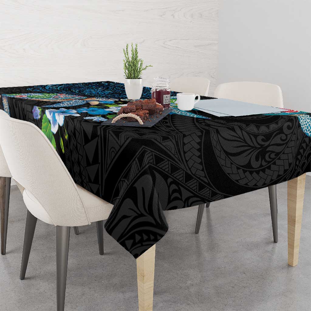 Hawaiian Couple Turtles Honi Tablecloth Polynesian Art Motifs and Hibiscus Black Blue Color - Polynesian Pride