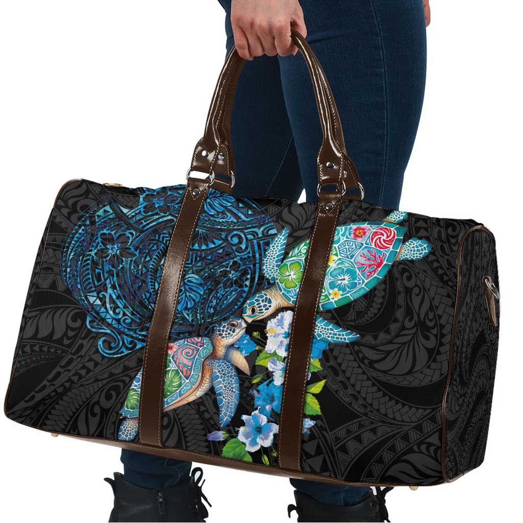Hawaiian Couple Turtles Honi Travel Bag Polynesian Art Motifs and Hibiscus Black Blue Color LT03 - Polynesian Pride