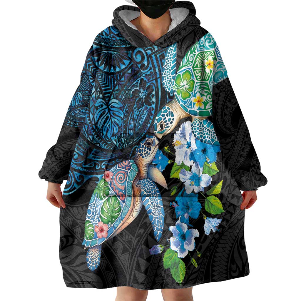 Hawaiian Couple Turtles Honi Wearable Blanket Hoodie Polynesian Art Motifs and Hibiscus Black Blue Color LT03 - Polynesian Pride