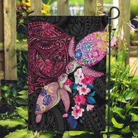 Hawaiian Couple Turtles Honi Garden Flag Polynesian Art Motifs and Hibiscus Black Red Color LT03 Garden Flag Black - Polynesian Pride