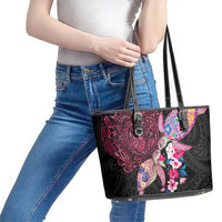 Hawaiian Couple Turtles Honi Leather Tote Bag Polynesian Art Motifs and Hibiscus Black Red Color - Polynesian Pride