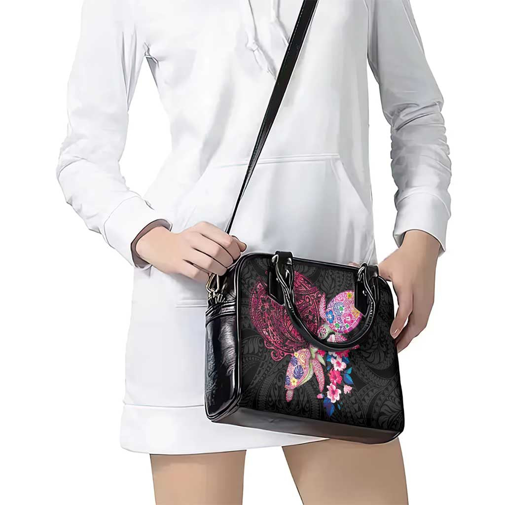 Hawaiian Couple Turtles Honi Shoulder Handbag Polynesian Art Motifs and Hibiscus Black Red Color - Polynesian Pride