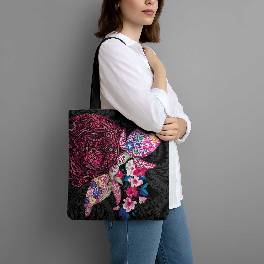 Hawaiian Couple Turtles Honi Tote Bag Polynesian Art Motifs and Hibiscus Black Red Color - Polynesian Pride