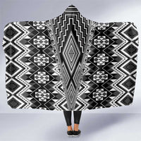 Aotearoa Tukutuku and Poutama Motif Classic Hooded Blanket