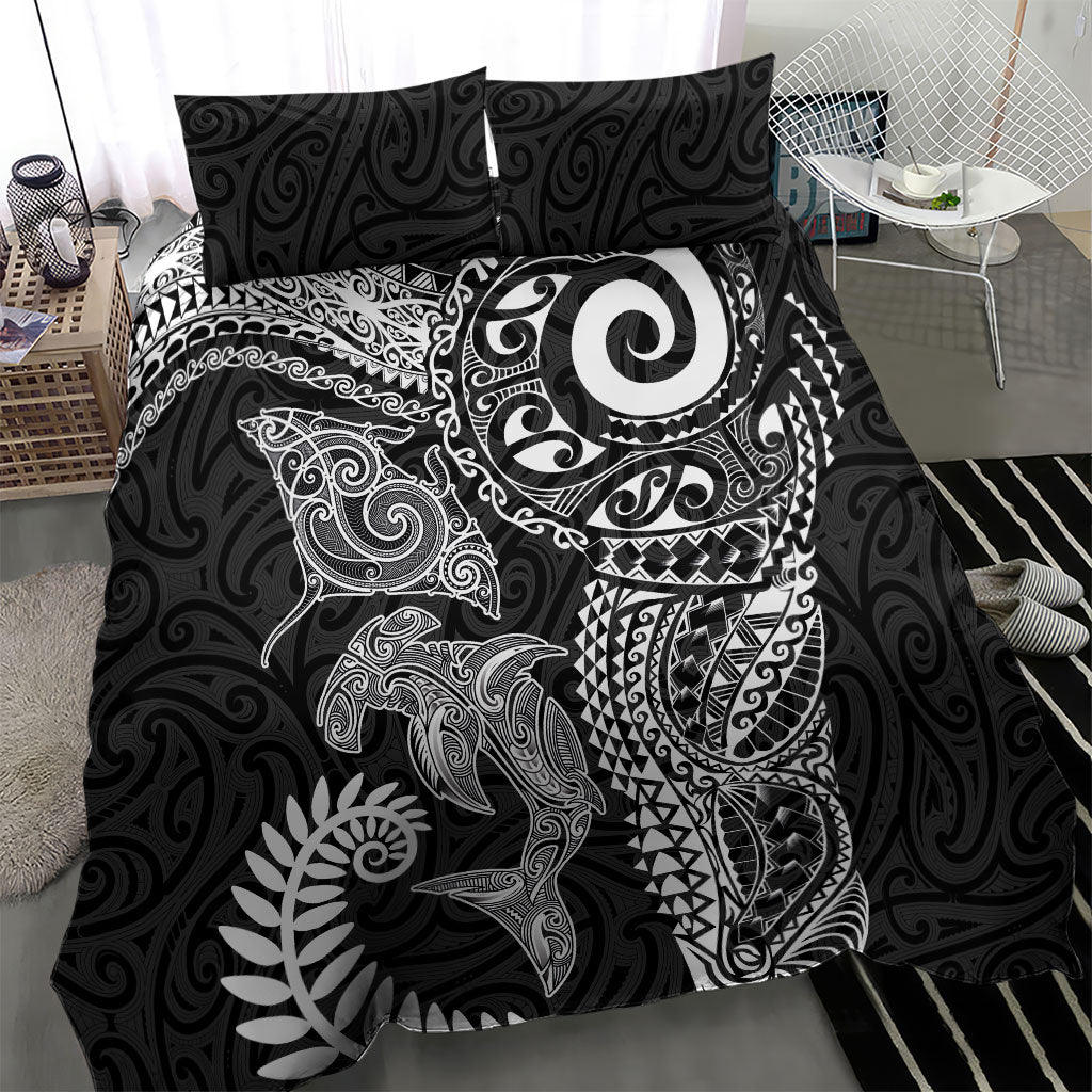 Aotearoa Maori Sea Animals Tribal Bedding Set Manta Ray and Shark Moko Pattern Black Color