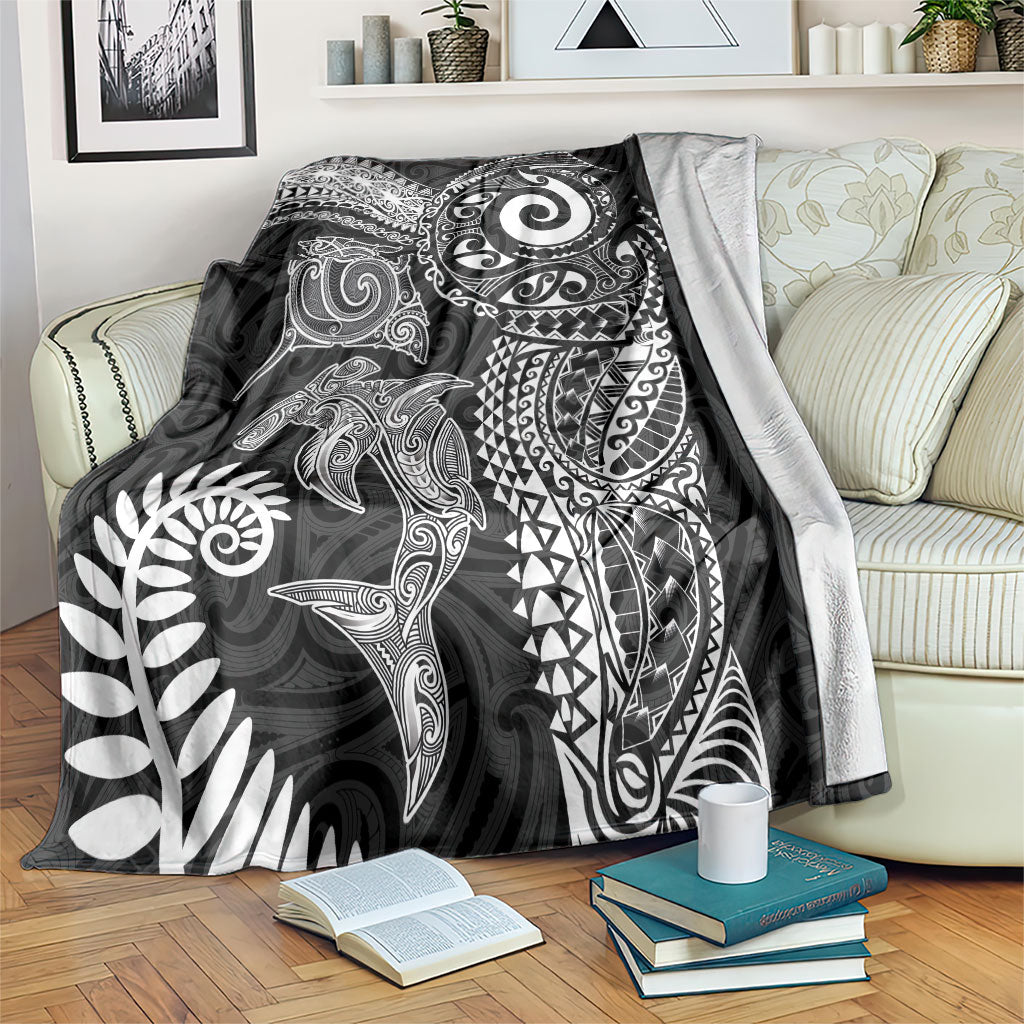Aotearoa Maori Sea Animals Tribal Blanket Manta Ray and Shark Moko Pattern Black Color