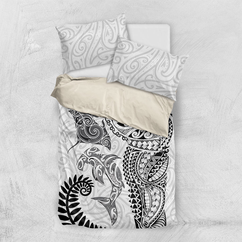 Aotearoa Maori Sea Animals Tribal Bedding Set Manta Ray and Shark Moko Pattern White Color