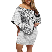 Aotearoa Maori Sea Animals Tribal Family Matching Off Shoulder Short Dress and Hawaiian Shirt Manta Ray and Shark Moko Pattern White Color LT03 Mom's Dress White - Polynesian Pride