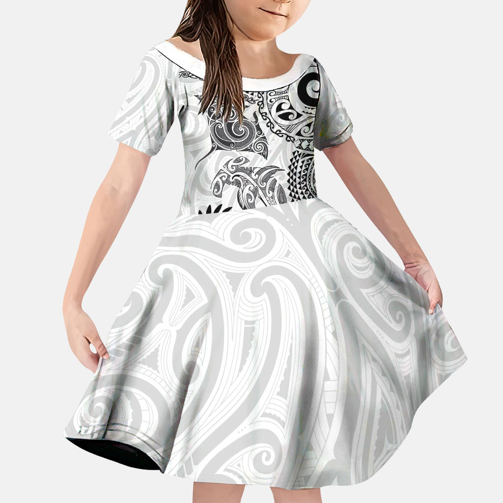 Aotearoa Maori Sea Animals Tribal Family Matching Summer Maxi Dress and Hawaiian Shirt Manta Ray and Shark Moko Pattern White Color LT03 Daughter's Dress White - Polynesian Pride