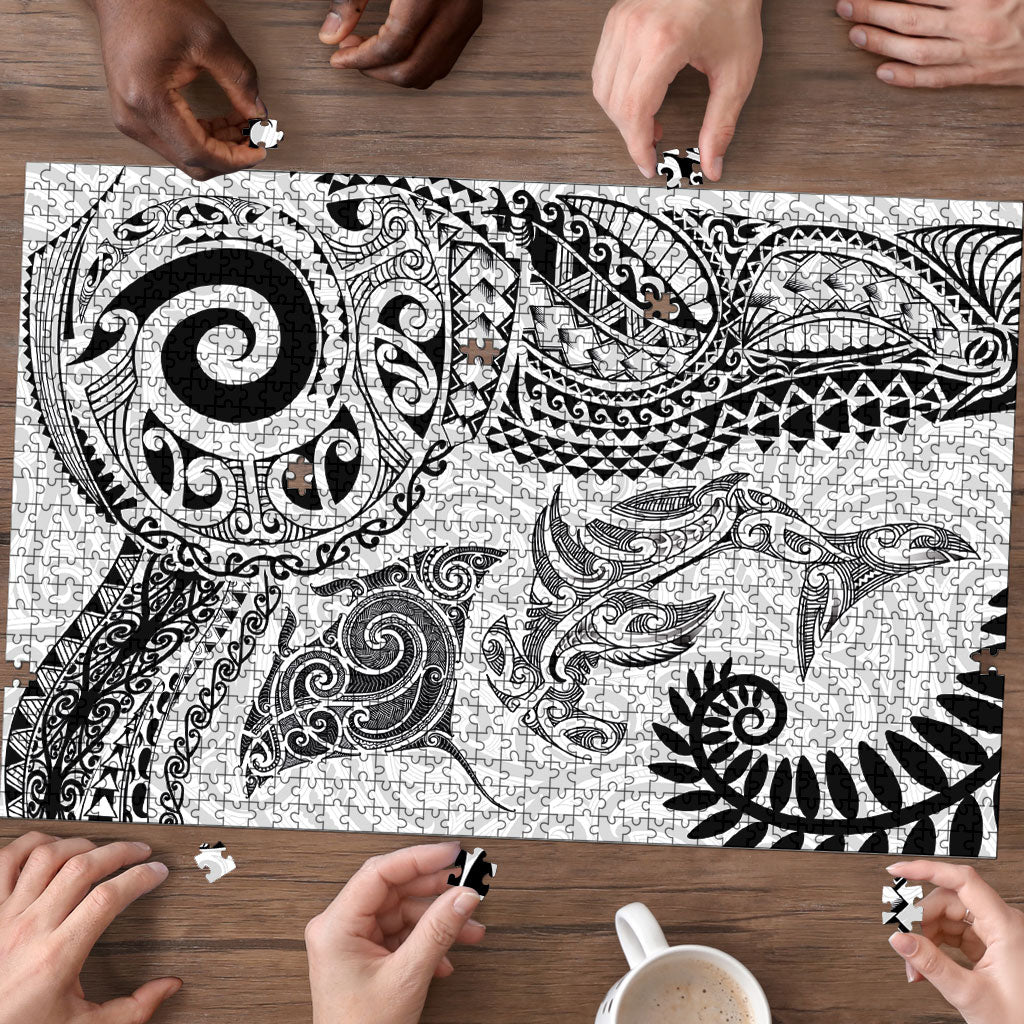 Aotearoa Maori Sea Animals Tribal Puzzle Manta Ray and Shark Moko Pattern White Color
