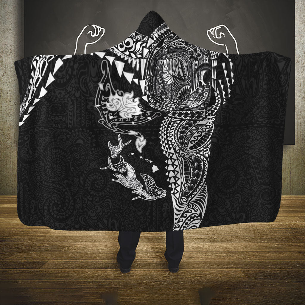 Hawaiian Manta Ray Tribal Hooded Blanket Polynesian Art Motifs Black Color