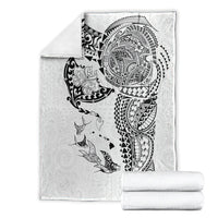 Hawaiian Manta Ray Tribal Blanket Polynesian Art Motifs White Color