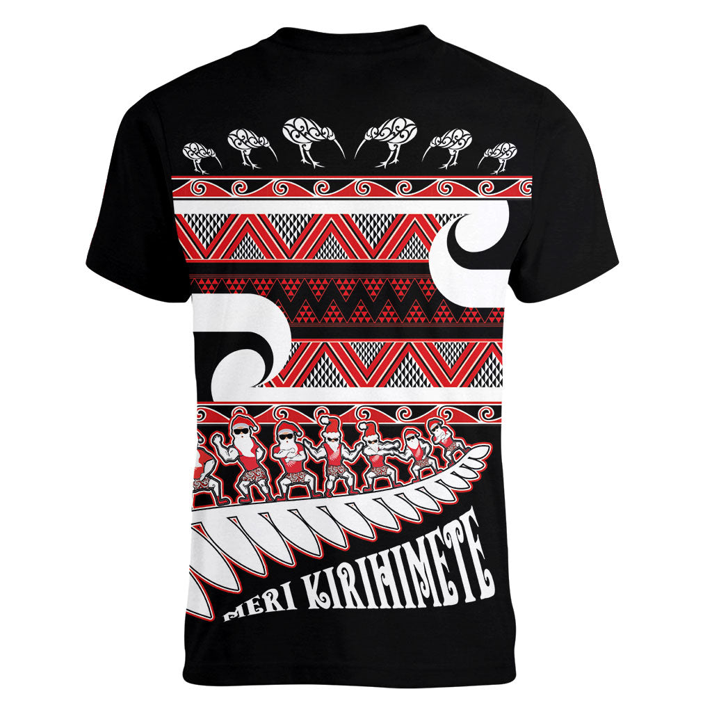 New Zealand Christmas Women V-Neck T-Shirt Funny Santa Claus Haka Dance with Tukutuku