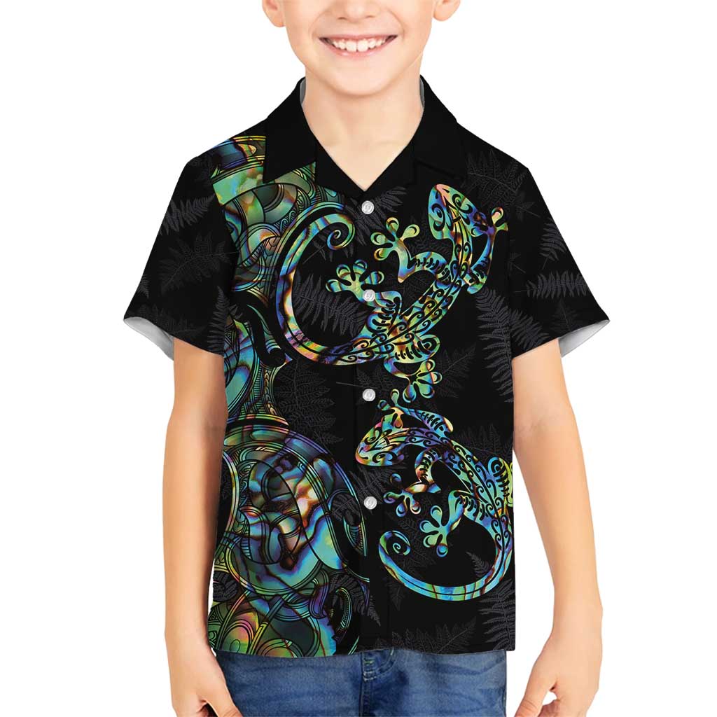 New Zealand Gecko Maori Art Tattoo Family Matching Puletasi and Hawaiian Shirt Silver Fern and Paua Shell Mode LT03 Son's Shirt Black - Polynesian Pride