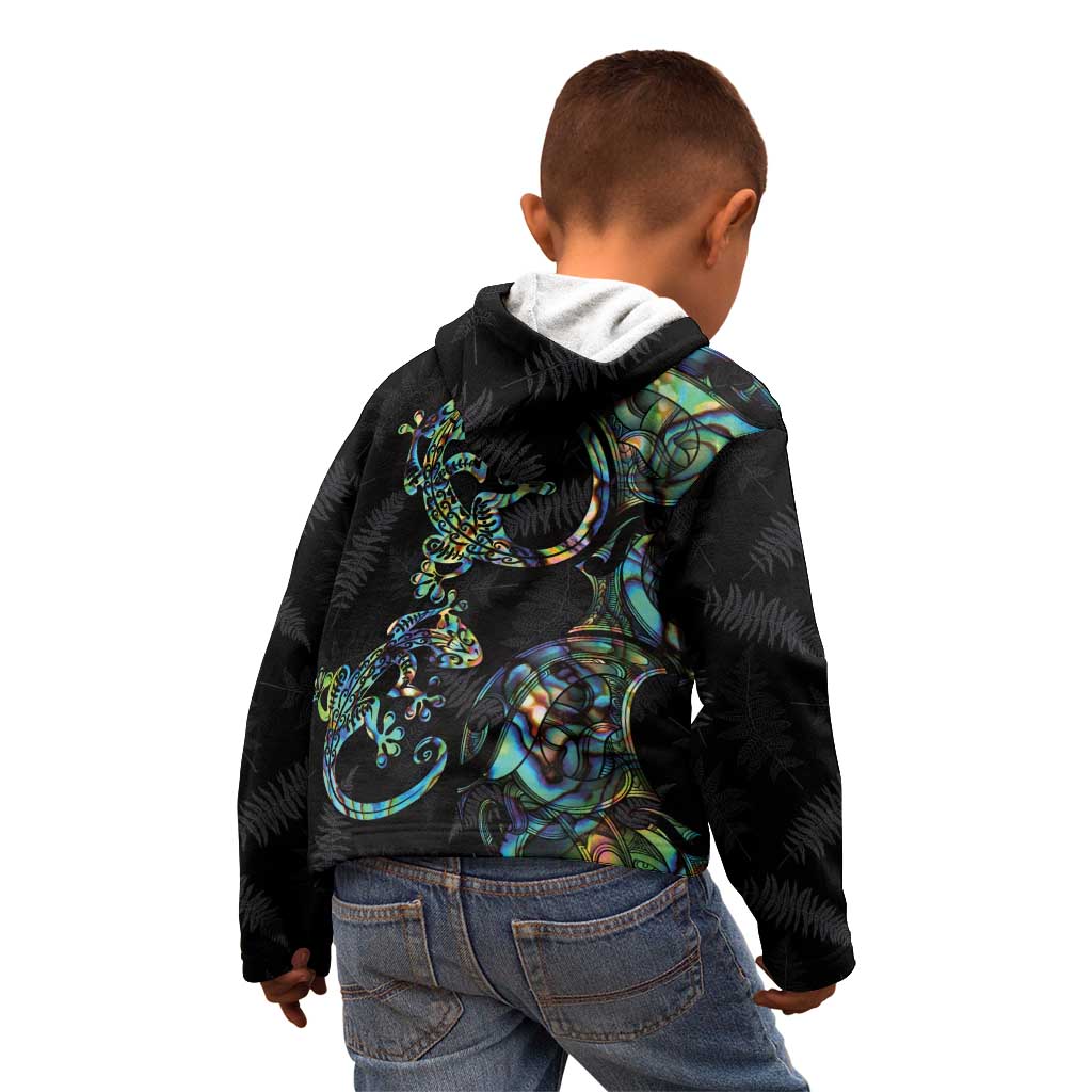 New Zealand Gecko Maori Art Tattoo Kid Hoodie Silver Fern and Paua Shell Mode