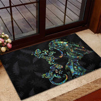 New Zealand Gecko Maori Art Tattoo Rubber Doormat Silver Fern and Paua Shell Mode