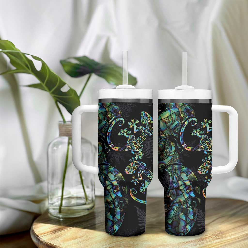 New Zealand Gecko Maori Art Tattoo Tumbler With Handle Paua Shell Mode with Silver Fern Pattern