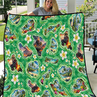 Hawaii Map with Plumeria Flower and Palaka Pattern Quilt Tropical Island Green Design