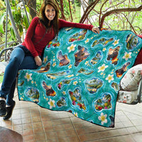 Hawaii Map with Plumeria Flower and Palaka Pattern Quilt Tropical Island Teal Design