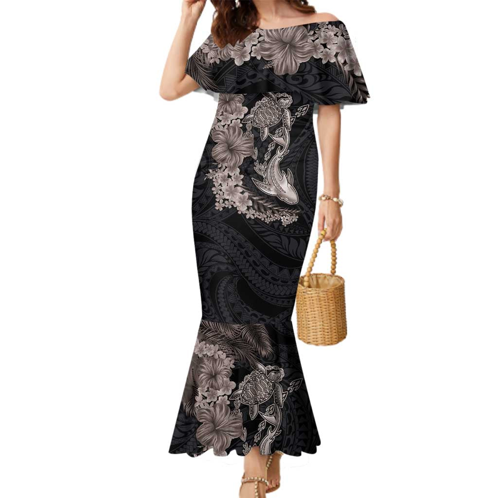 Hawaiian Tropical Plants Turtle and Shark Family Matching Mermaid Dress and Hawaiian Shirt Polynesian Art Tattoo Grayscale Color LT03 Mom's Dress Black - Polynesian Pride