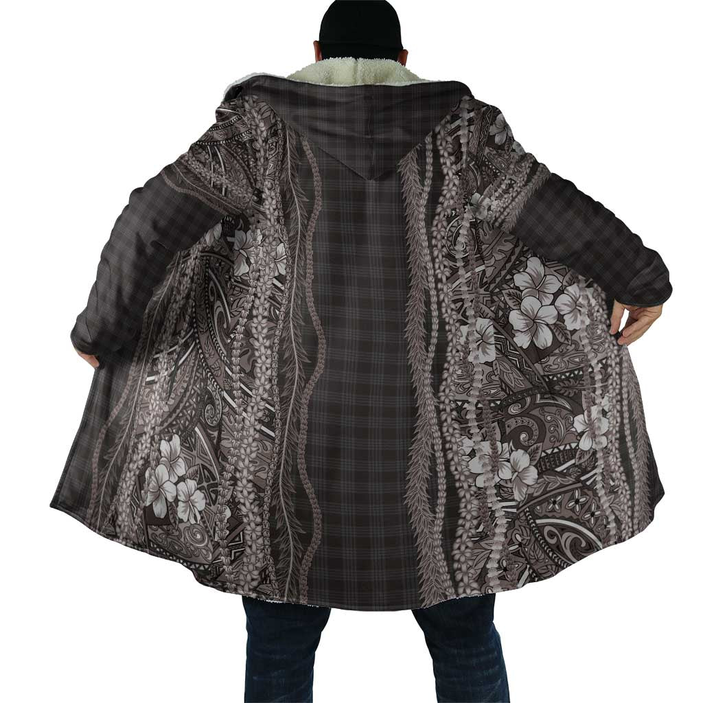 Hawaiian Art Flower Tribal with Lei Cloak Palaka Pattern Grayscale - Polynesian Pride