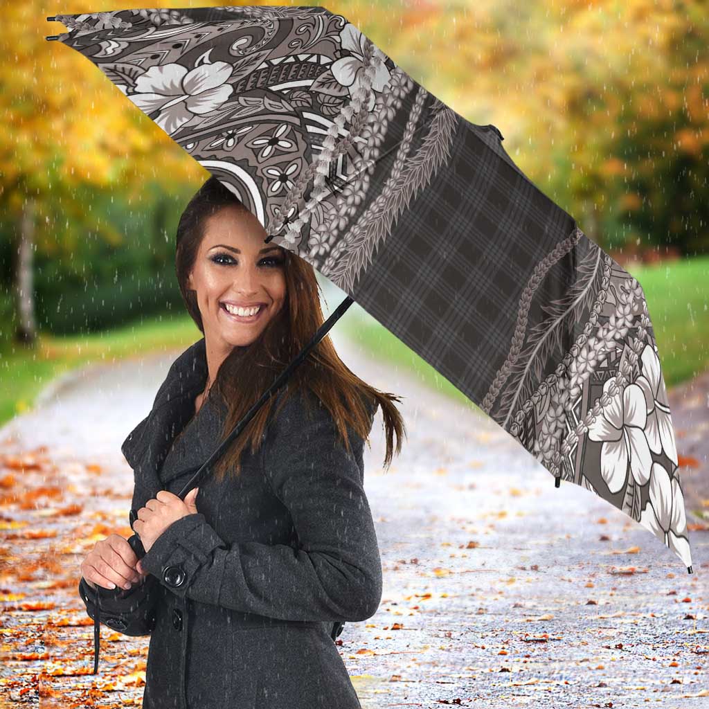 Hawaiian Art Flower Tribal with Lei Umbrella Palaka Pattern Grayscale - Polynesian Pride