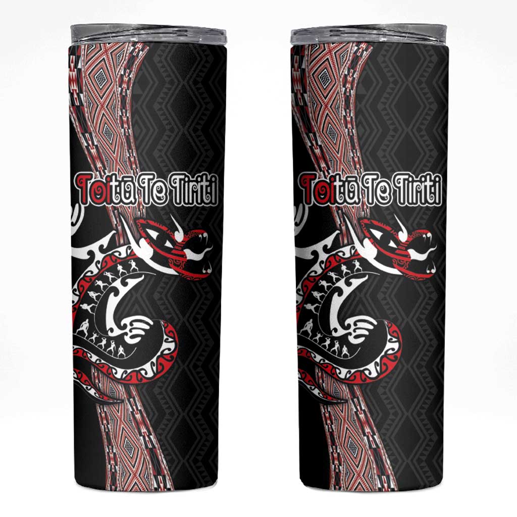 Aotearoa Toitu Te Tiriti Taniko Skinny Tumbler Maori Taniwha Haka - Honour the Treaty