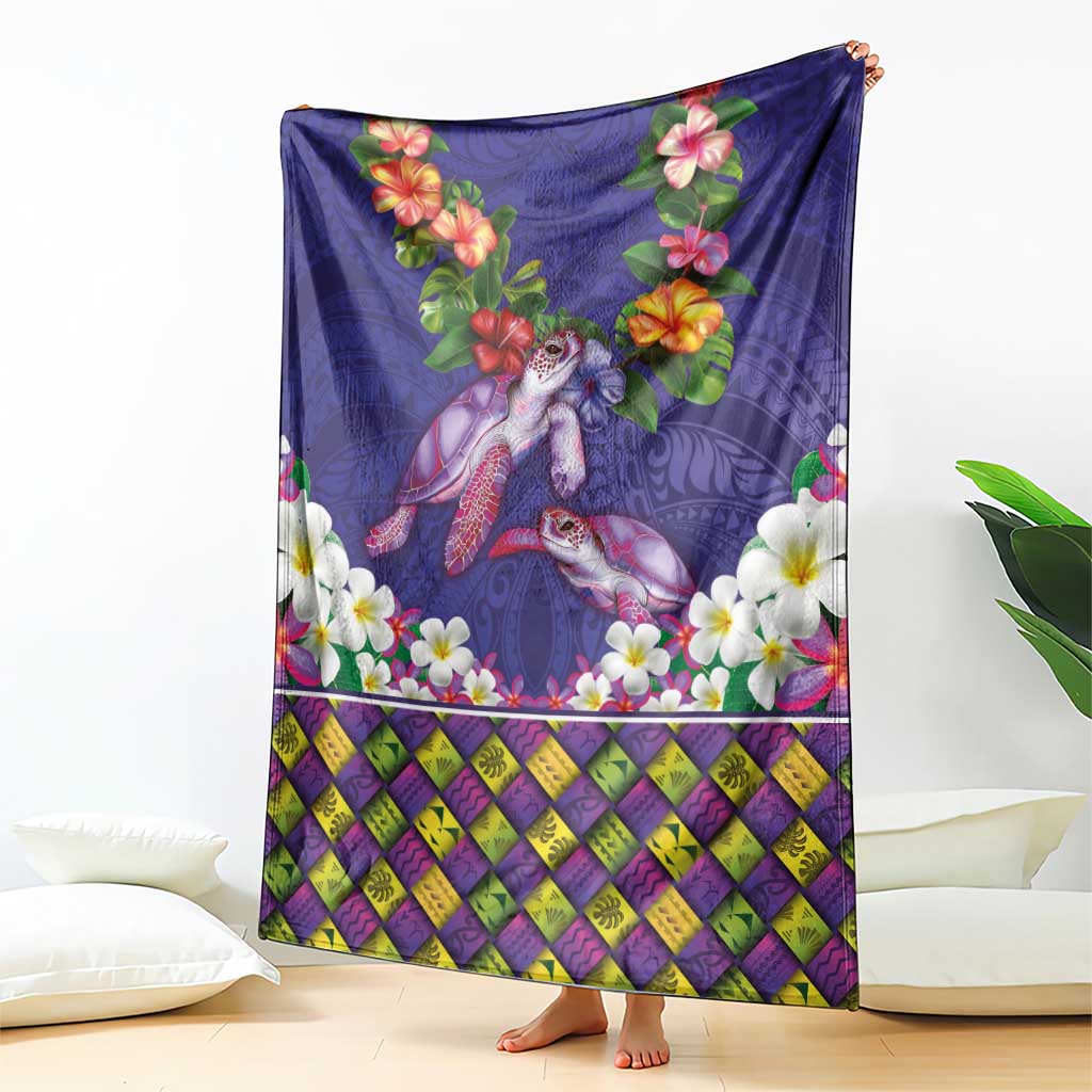 Hawaiian Lei Turtle and Plumeria Blanket Polynerian Art Tattoo-Navy Color