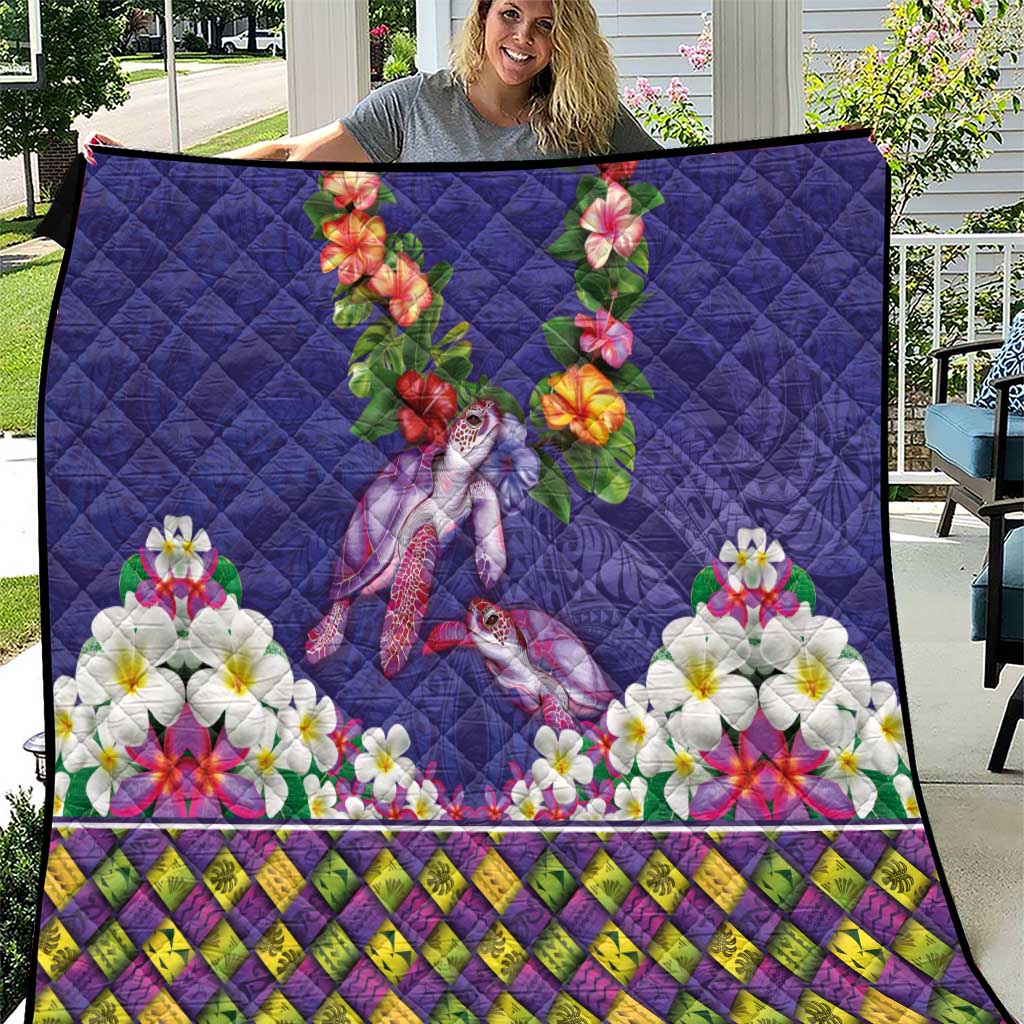 Hawaiian Lei Turtle and Plumeria Quilt Polynerian Art Tattoo-Navy Color
