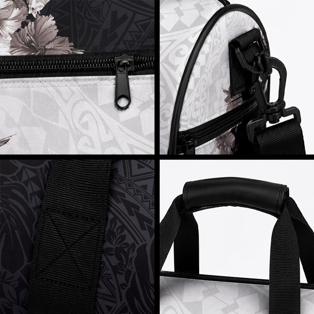 Hawaii Grayscale Hibiscus Flowers Duffle Bag