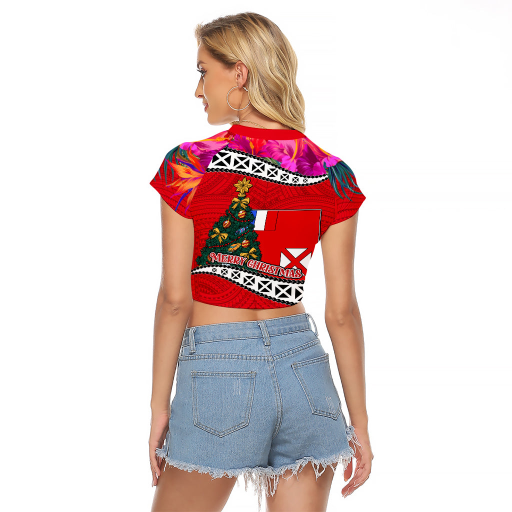Wallis and Futuna Christmas Raglan Cropped T Shirt Santa Claus Holding Coat of Arms Polynesian Xmas Style LT03 - Polynesian Pride