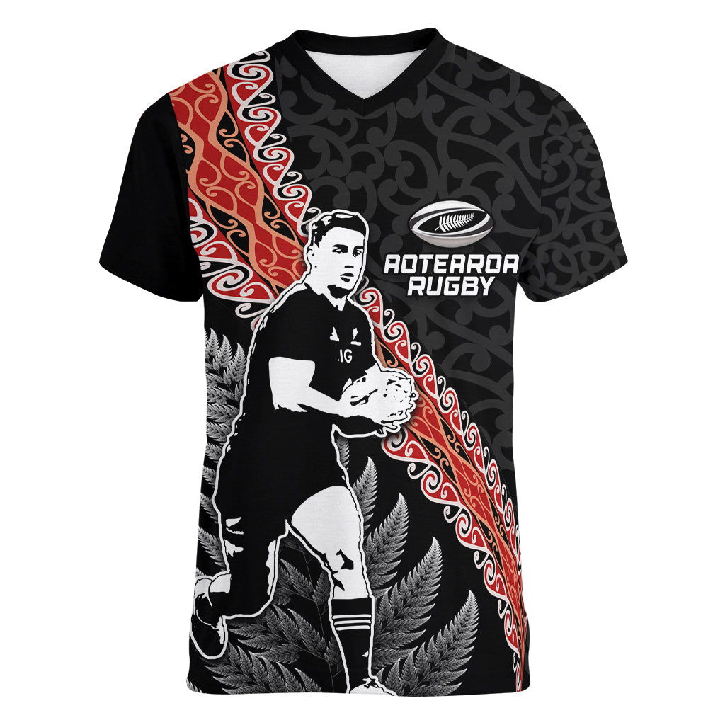 New Zealand Maori Rugby Player Women V-Neck T-Shirt Maori and Silver Fern Half Style