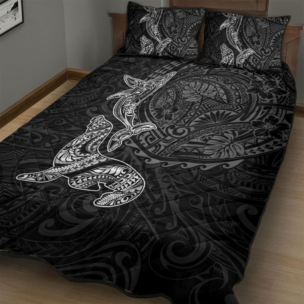 Hawaiian Monk Seal and Whale Quilt Bed Set Kakau Tribal Pattern Grayscale