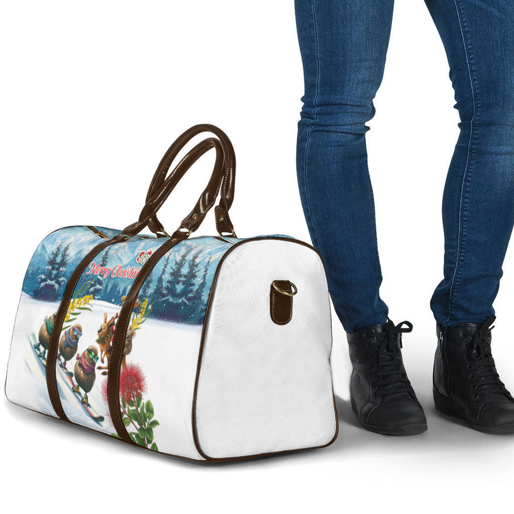 New Zealand and Australia Merry Christmas Travel Bag Kiwi Birds Skiing and Koala Santa Riding Kangaroo LT03 - Polynesian Pride