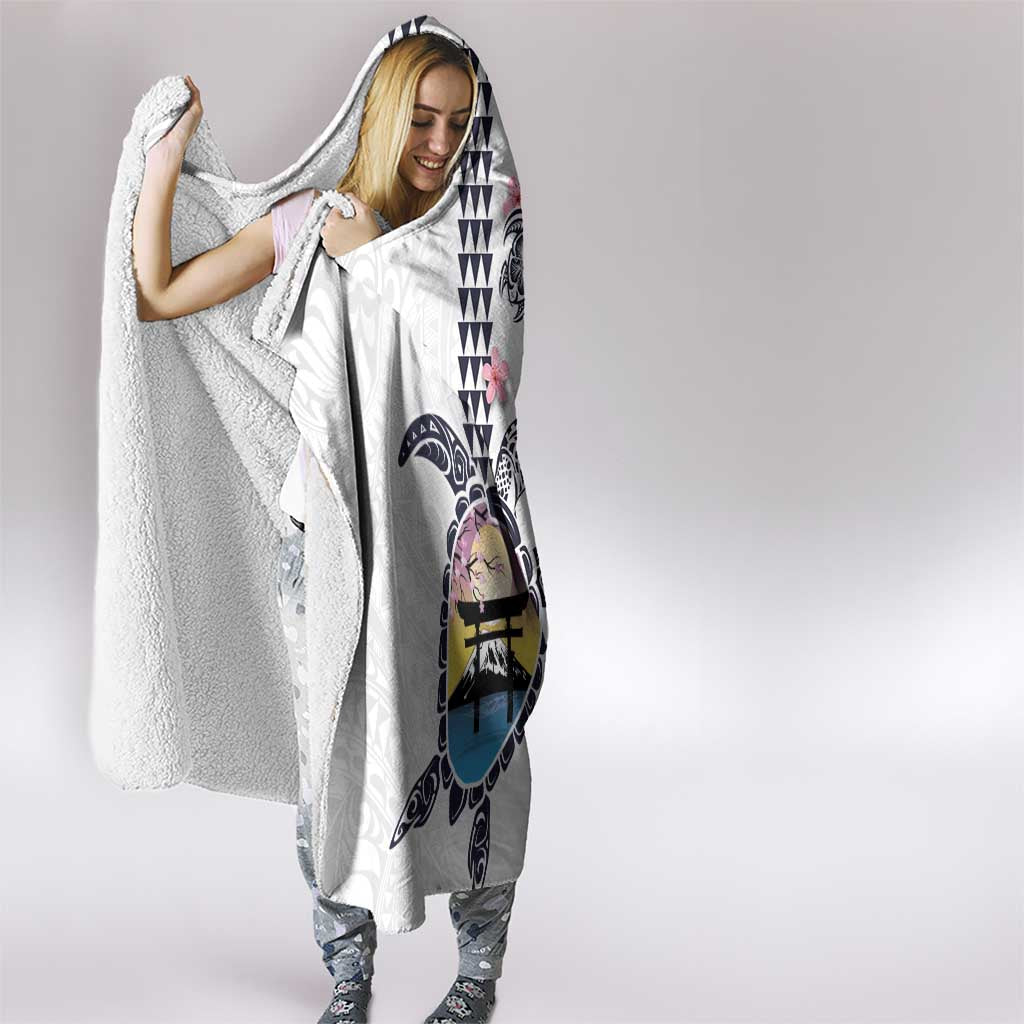 Hawaiian and Japanese Together Hooded Blanket Japanese Culture and Turtle Kakau Tattoo White Color LT03 - Polynesian Pride