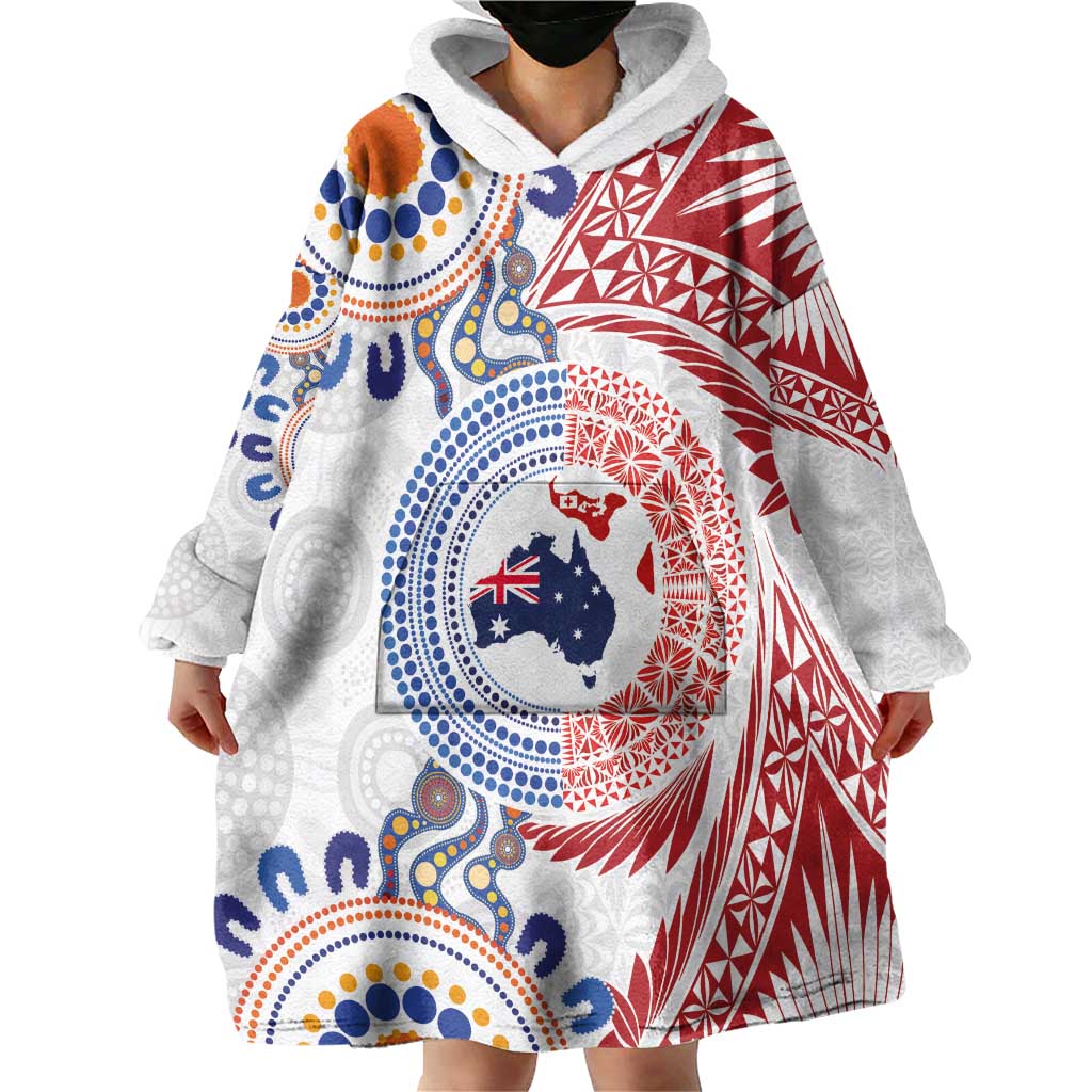 Tongan and Australian Culture Together Wearable Blanket Hoodie Ngatu Art Tribal Aboriginal Tattoo Pattern - Polynesian Pride