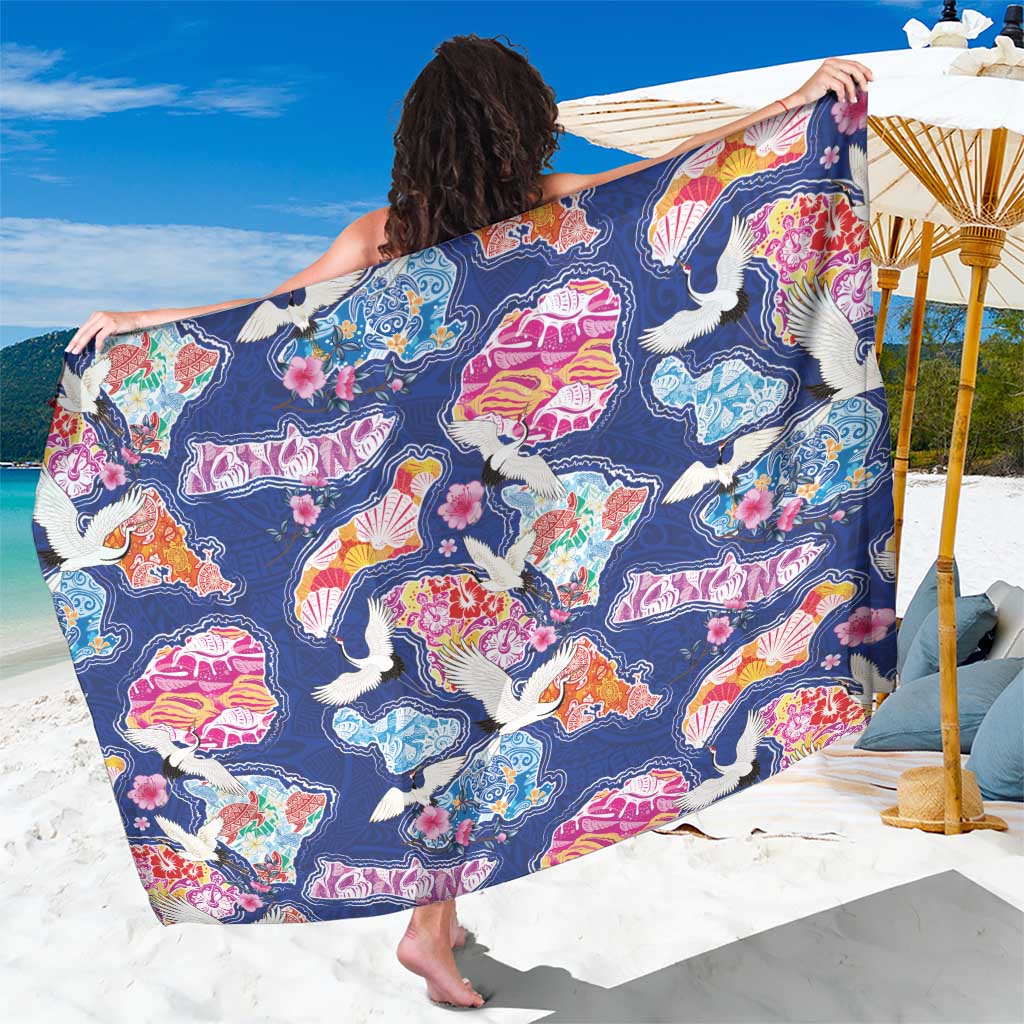 Hawaiian and Japanese Culture Together Sarong Hawaiian Archipelago Shape Sea Animals