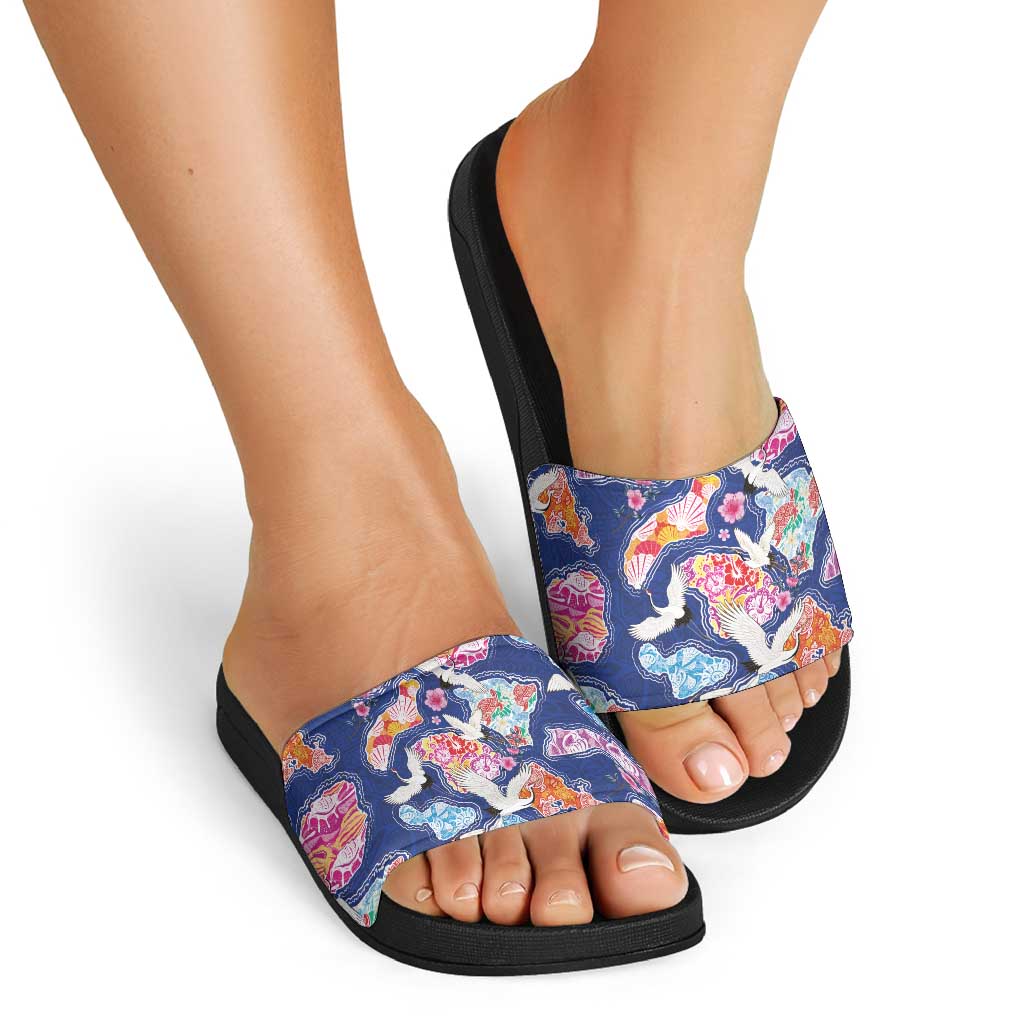 Hawaiian and Japanese Culture Together Slide Sandals Hawaiian Archipelago Shape Sea Animals