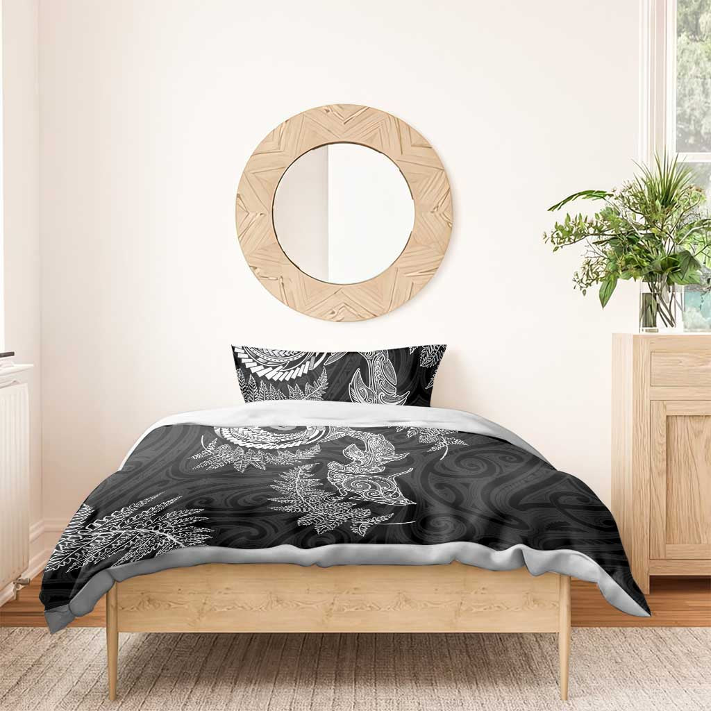New Zealand Sea Animals with Maori Tribal Tattoo Bedding Set Shark Manta Ray with Silver Fern Black