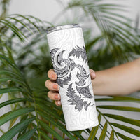 New Zealand Sea Animals with Maori Tribal Tattoo Skinny Tumbler Shark Manta Ray with Silver Fern White