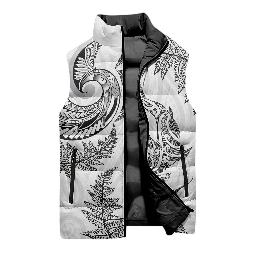 New Zealand Sea Animals with Maori Tribal Tattoo Sleeveless Puffer Jacket Shark Manta Ray with Silver Fern White