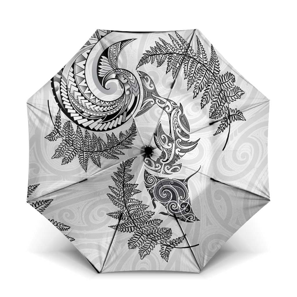 New Zealand Sea Animals with Maori Tribal Tattoo Umbrella Shark Manta Ray with Silver Fern White LT03 One Size Folded 11.42 inch Opened Diameter 37.4 inch White - Polynesian Pride