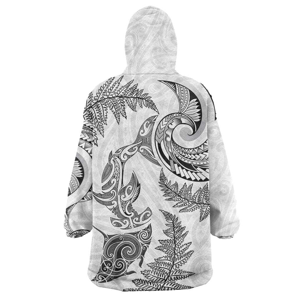 New Zealand Sea Animals with Maori Tribal Tattoo Wearable Blanket Hoodie Shark Manta Ray with Silver Fern White LT03 - Polynesian Pride