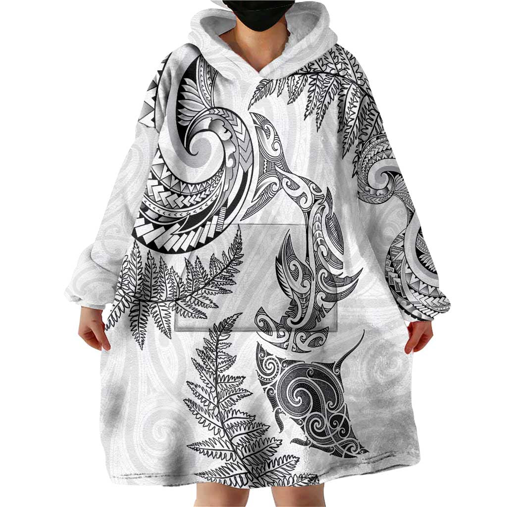 New Zealand Sea Animals with Maori Tribal Tattoo Wearable Blanket Hoodie Shark Manta Ray with Silver Fern White LT03 - Polynesian Pride