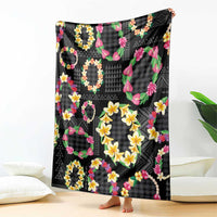 Hawaiian Kakau Tattoo Leis and Palaka Pattern Blanket Traditional Aloha Tribal Black Color