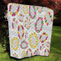 Hawaiian Kakau Tattoo Leis and Palaka Pattern Quilt Traditional Aloha Tribal White Color